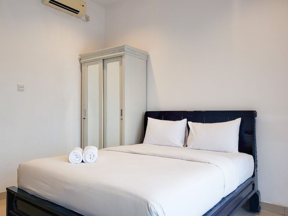 undefined Fancy And Nice Studio At Tamansari The Hive Apartment