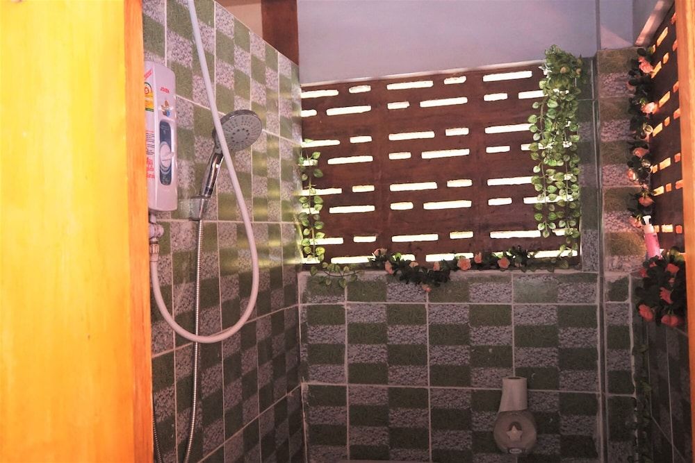 Center Home City Standard Single Room (Fan share) 6