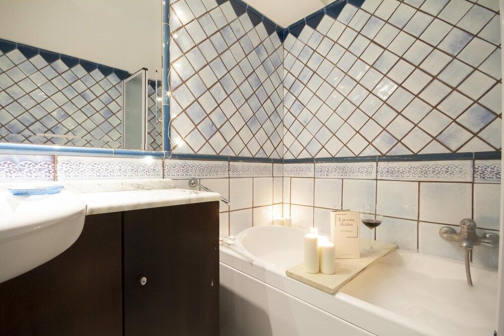 B B Residenza Malaterra - Camera Napoli Barocca Apartment 10