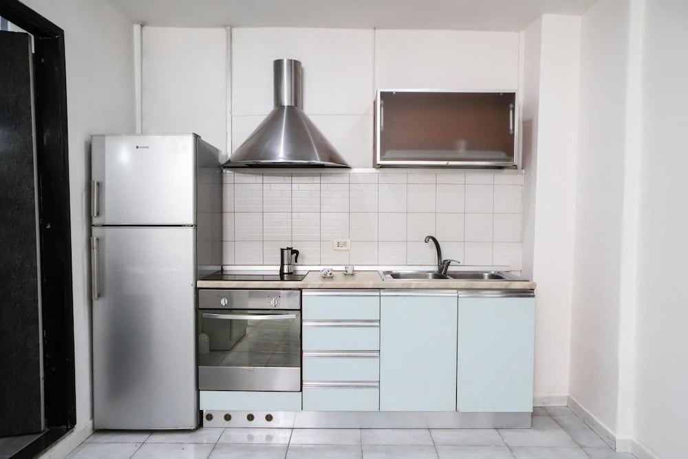 undefined Napoli Centrale Budget Apartment by Wonderful Italy 3