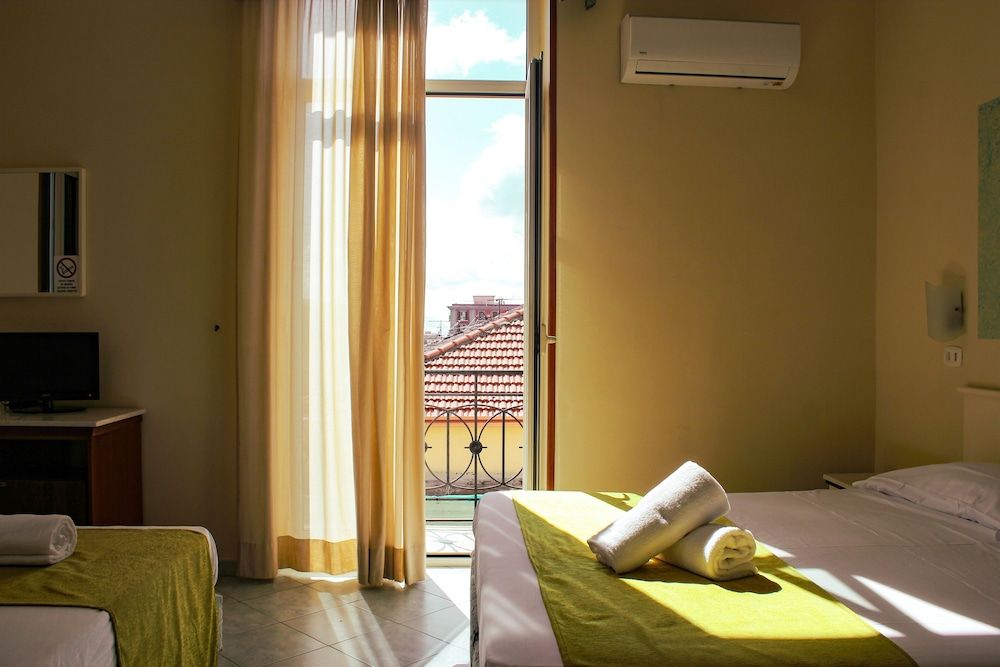 undefined Hotel Garden Napoli 3