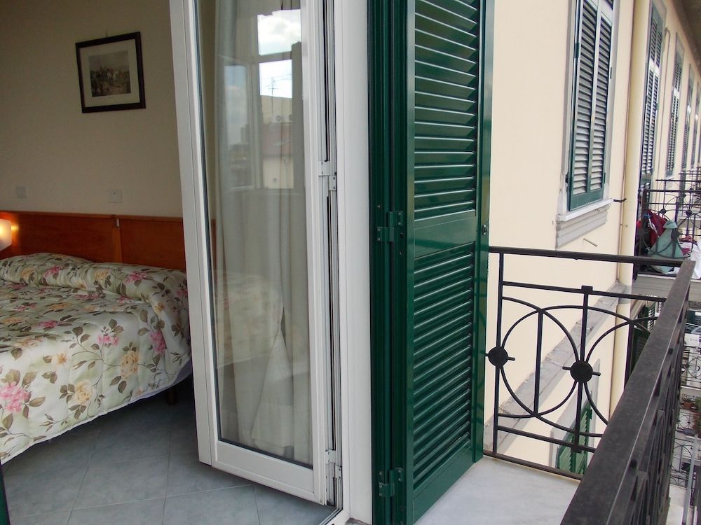 Hotel Garden Napoli Standard Double Room 4