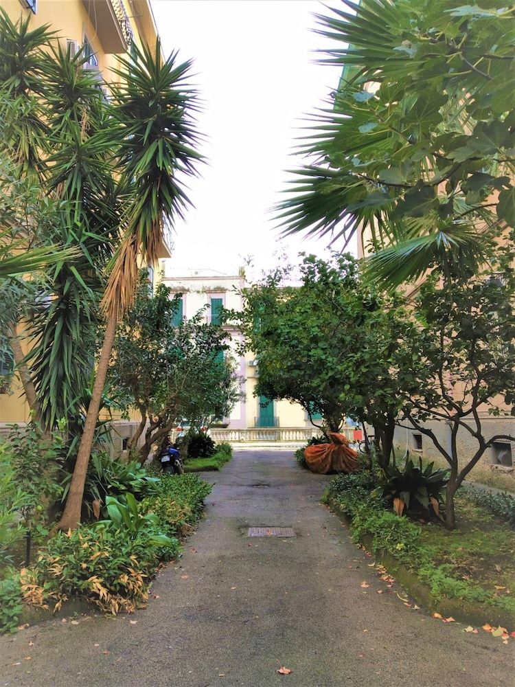 undefined Non ci resta che Napoli 5
