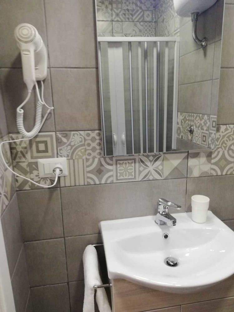 undefined Affittacamere Amily 9