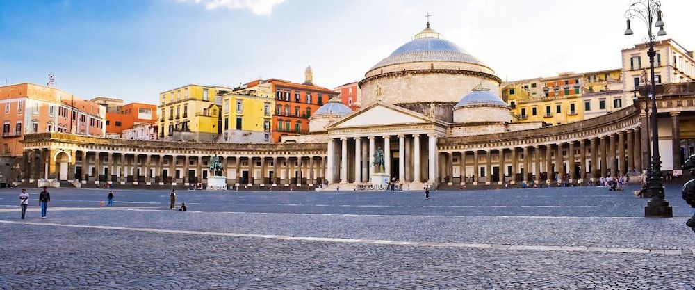 undefined HUB NAPLES 7