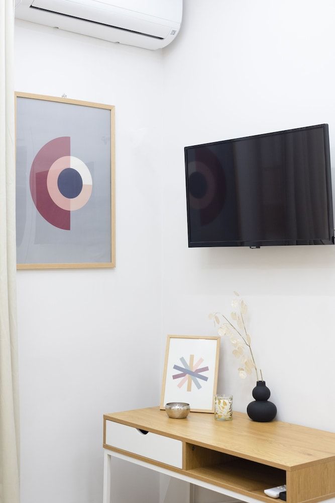 MarGab Bed & Breakfast Comfort Room, 1 Bedroom, Courtyard View 24