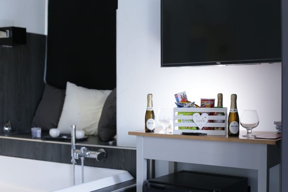 Esposito Plaza - Rooms & Suite Junior Suite, Private Pool 18