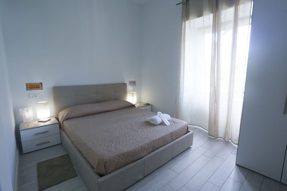 Esposito Plaza - Rooms & Suite Double Room (Claudia) 9