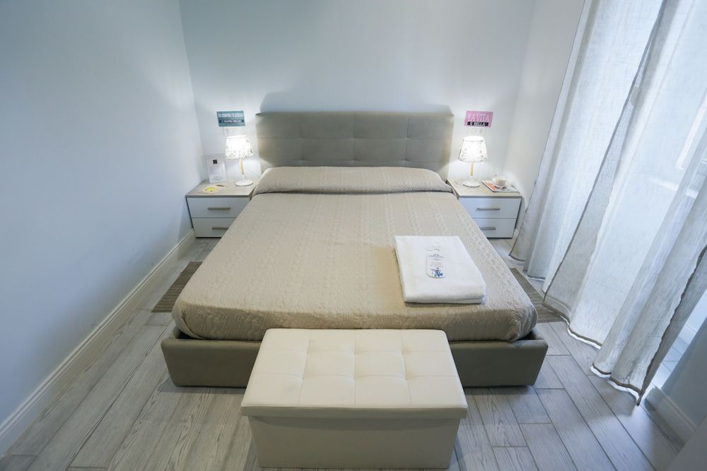 Esposito Plaza - Rooms & Suite Double Room (Claudia) 6