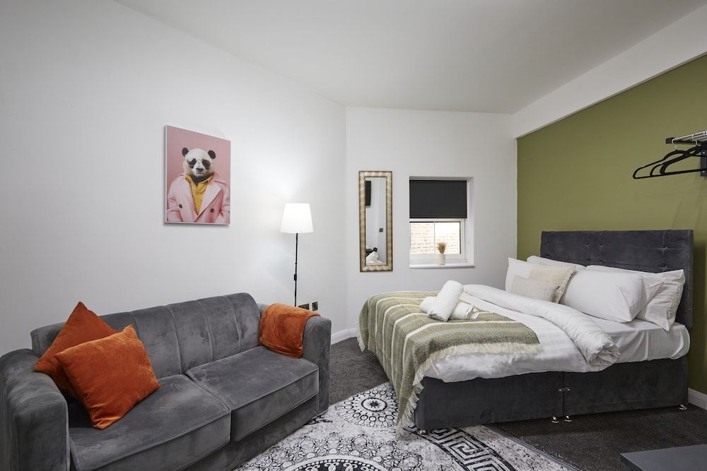 BV Royal Comfy Studiosuite Queensgate Huddersfield Comfort Studio, Ensuite (In Town Centre) 8