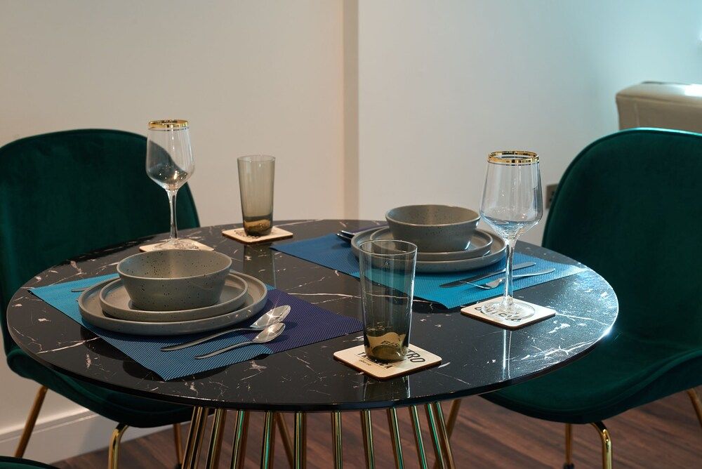 New Eton House Residence - 2B Flat Apartment 13