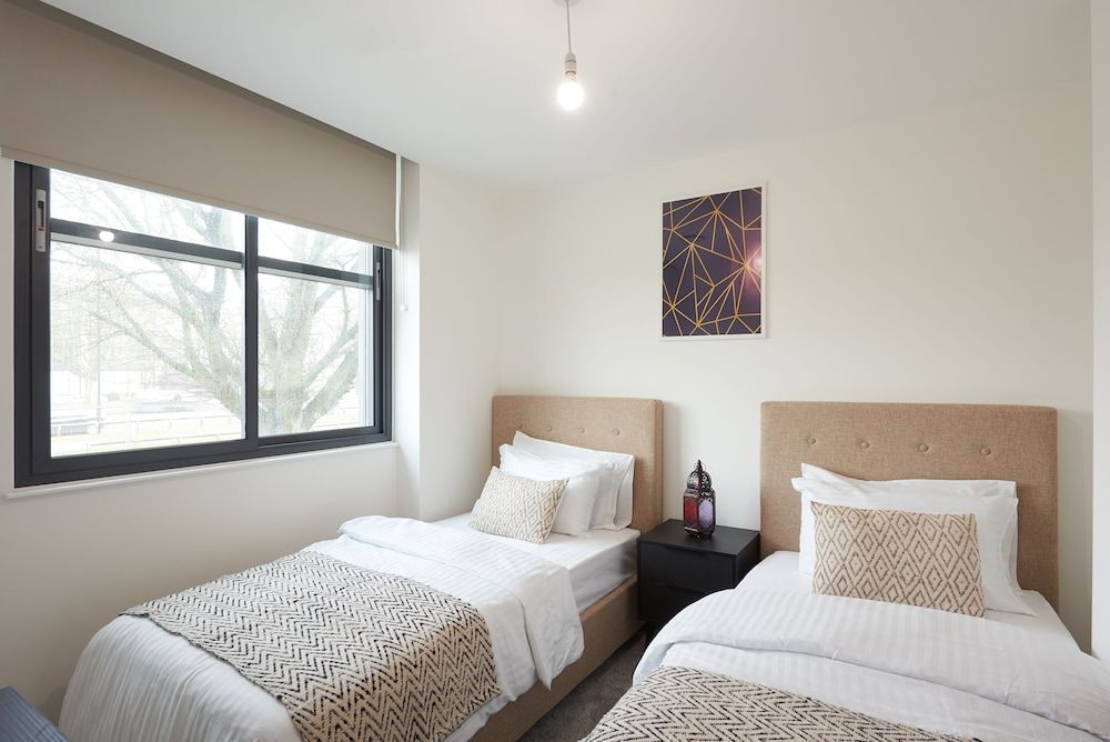 New Eton House Residence - 2B Flat Apartment 35