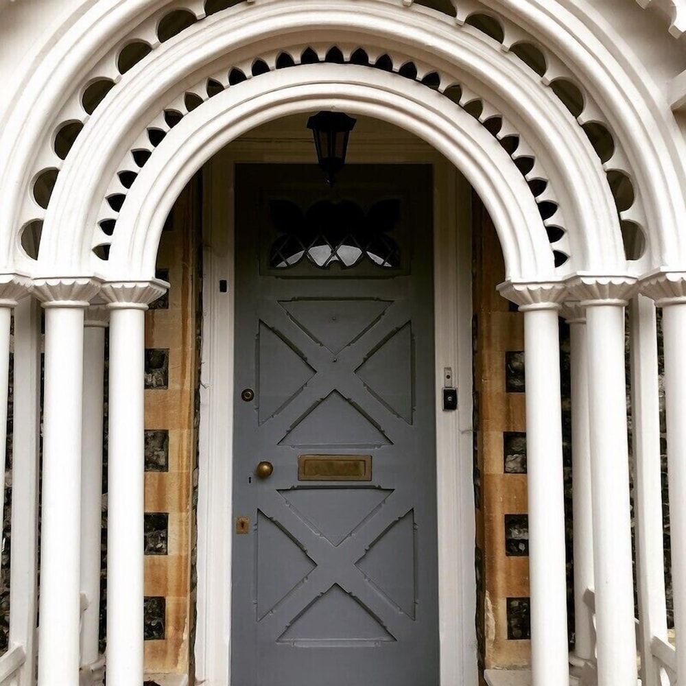 undefined Slade Farmhouse 3