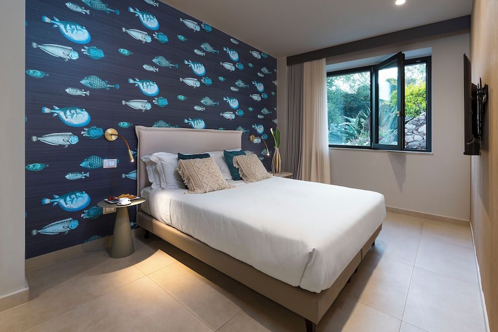 Belduomo Luxury Condo, 2 Bedrooms, Terrace, Sea Facing