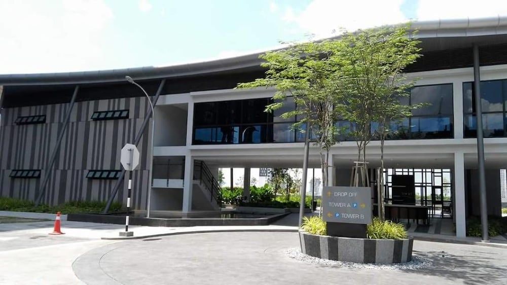 Hyve Studio Suites