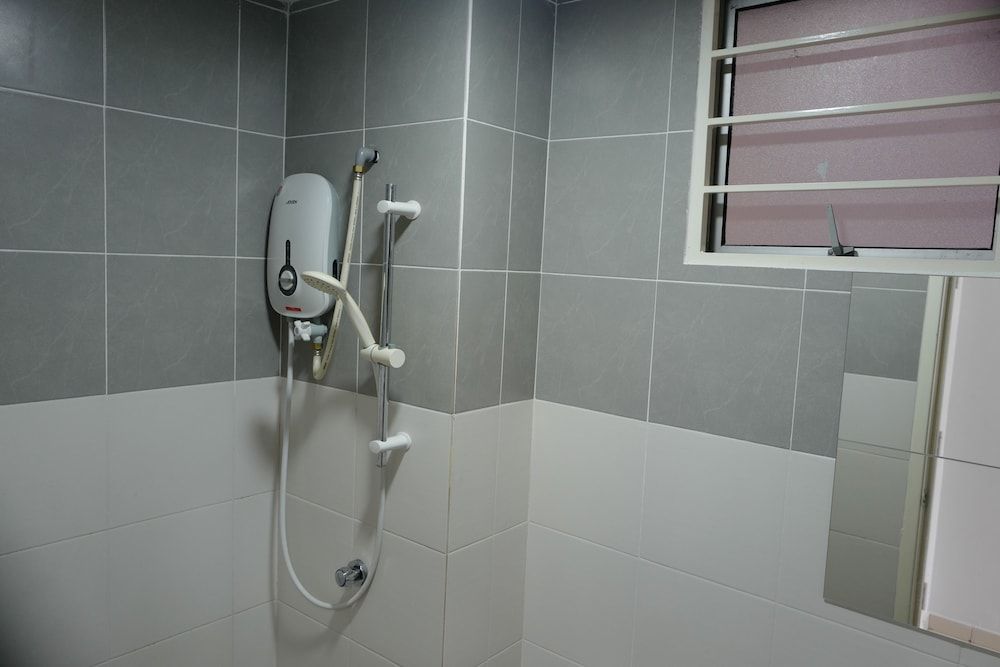 Pangsapuri Suria Kota Damansara by Friend Family Apartment, 3 Bedrooms 12