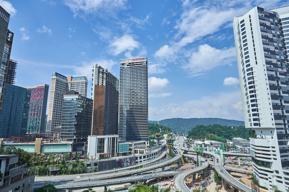 undefined OYO Home 44050 Essential Studio Empire Marriot 4