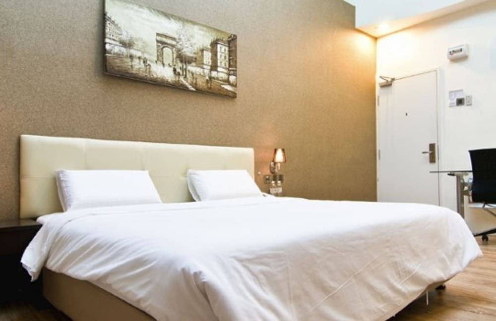 Premier Suite