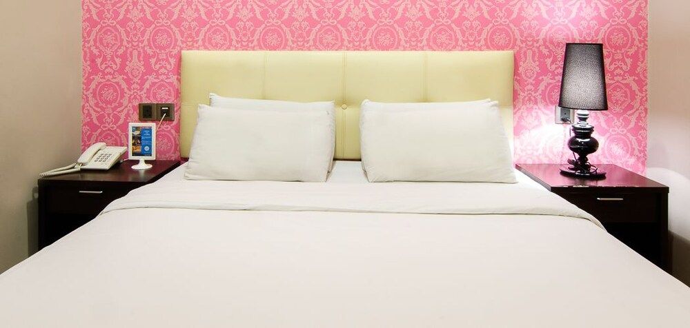 i-Hotel Kota Damansara Superior Room 4