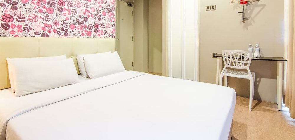 Deluxe Room, Balcony