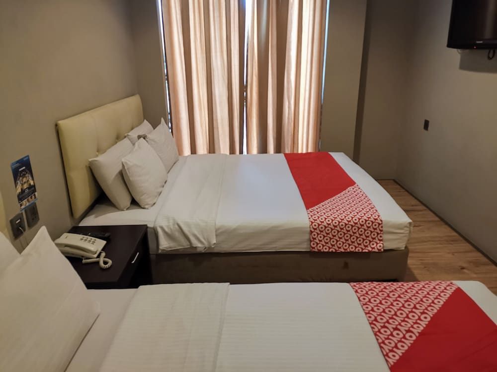 i-Hotel Kota Damansara Family Suite 8