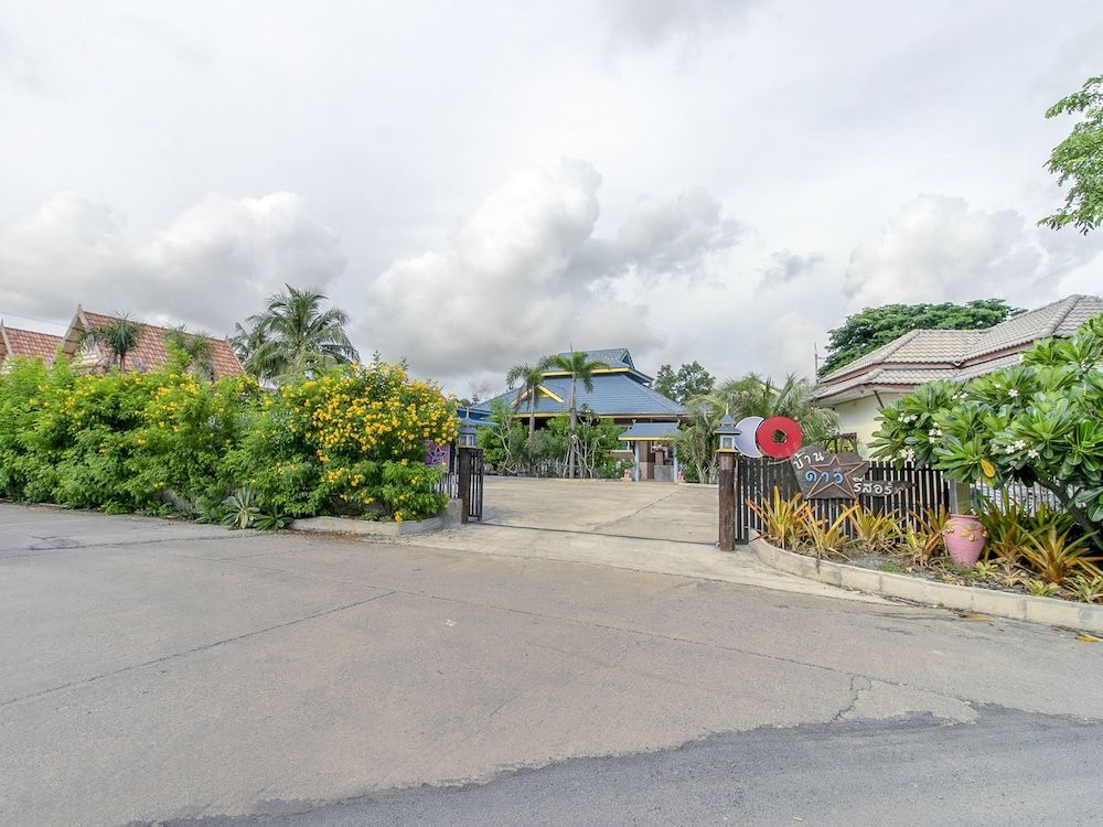 undefined Capital O 961 Baan Dow Chompoo Resort