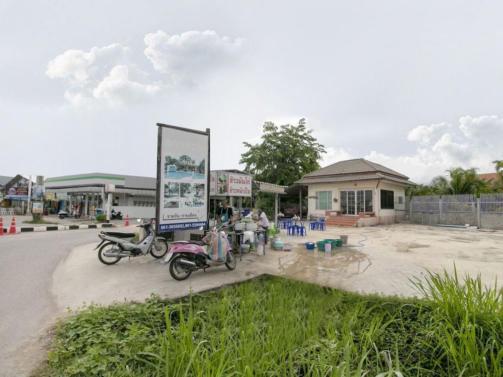 undefined Capital O 961 Baan Dow Chompoo Resort 7