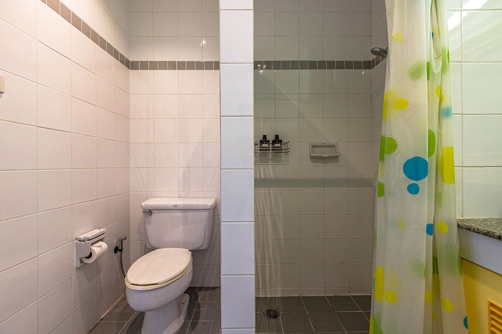 4 BR Townhouse in Great Location BSS Economy House 25