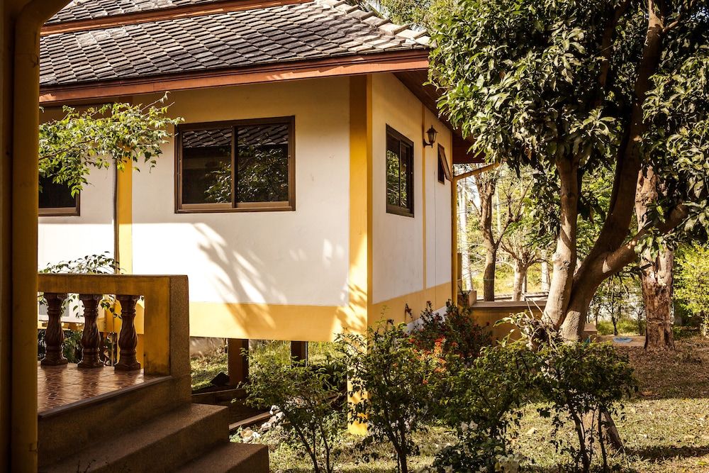 Cashew Nut Village Standard Double Room 6
