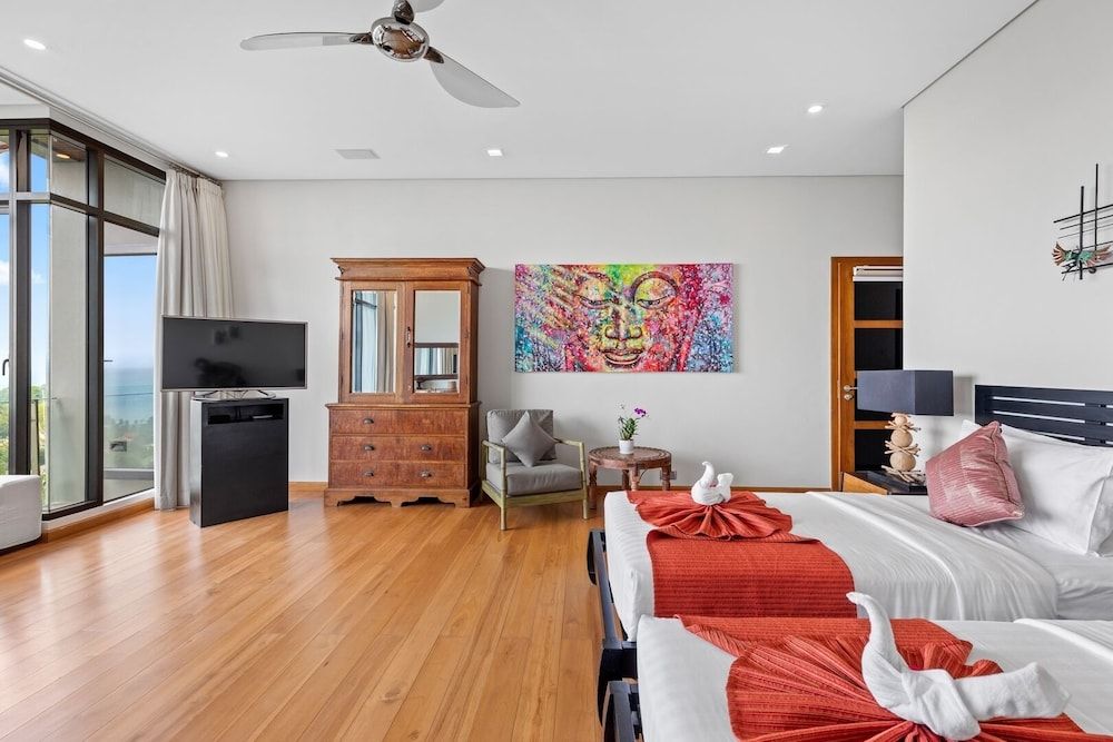 Villa Skyfall Deluxe Villa, 6 Bedrooms 7