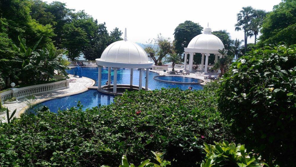 undefined Sky Beach Apartment 2