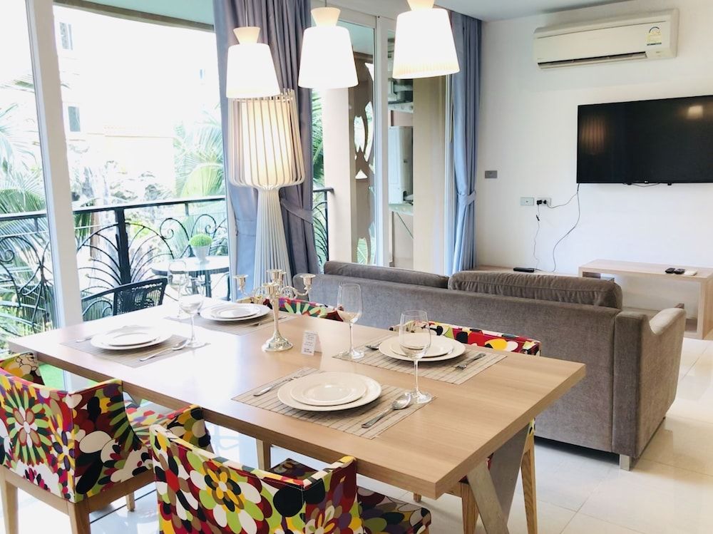 undefined Atlantis Condo Resort 2