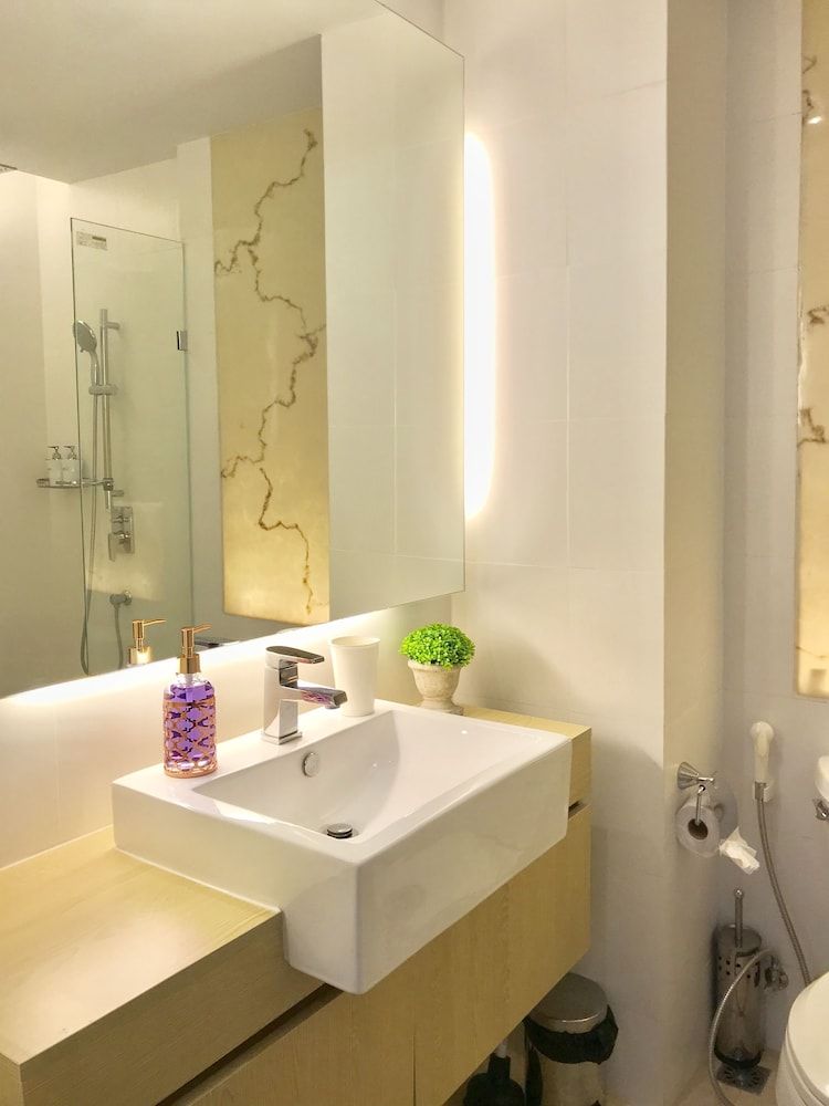 undefined Atlantis Condo Resort 7