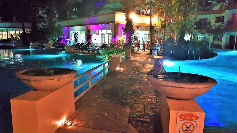 undefined Park Lane Pattaya With Large Lagoon Swimming Pool 2