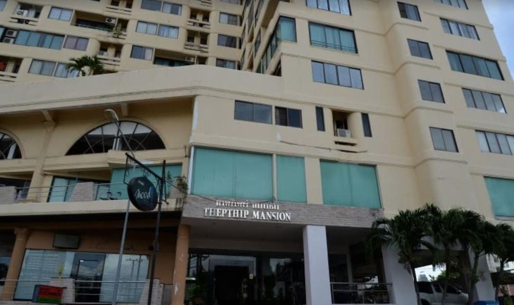 undefined Thep Thip Mansion F5 R5006 3