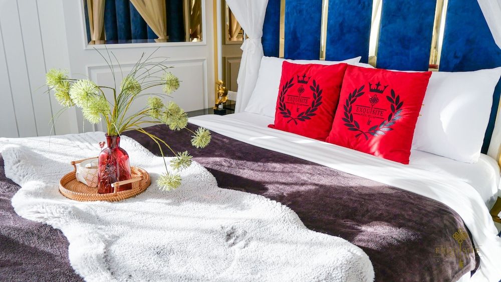 Exquisite Pool Villa J Luxury Villa 9