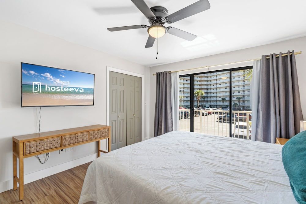 Standard Condo, 2 Bedrooms, Balcony, Courtyard View