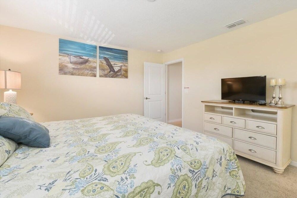 Villa Telles - Storey Lake House 3