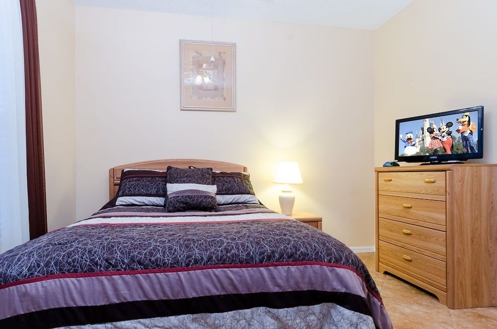 Ovm2344 - Emerald Island - 4 Bed 3 Baths Townhome Family Townhome, Hot Tub, Garden Area 3