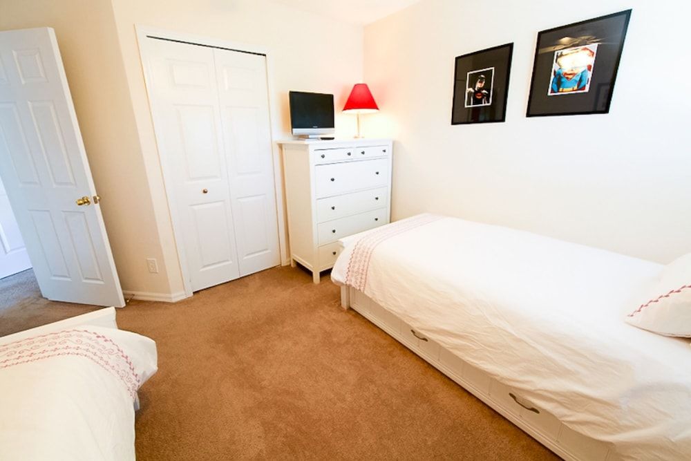 undefined 7BR 4.5BA Home in Emerald Island Resort by CV-2767 7