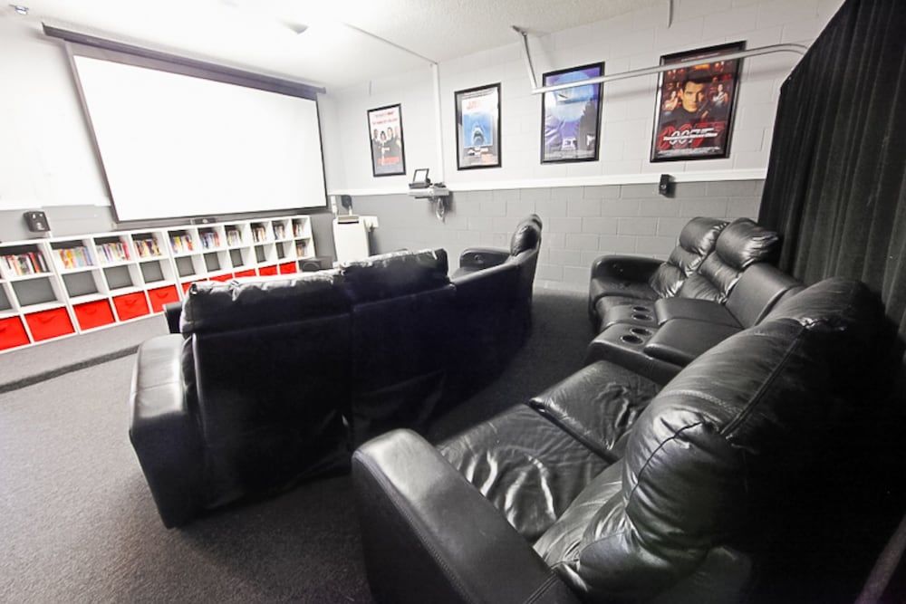 7BR 4.5BA Home in Emerald Island Resort by CV-2767 Villa, Multiple Bedrooms, Private Pool 42