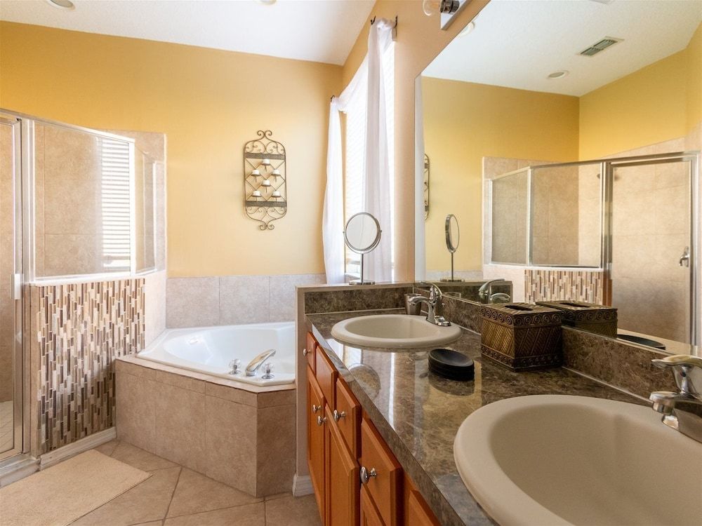 7 Bedrooms in Large Private Vacation Home by Florida Dream Homes House (7 Bedrooms in Large Private Vacation ) 20