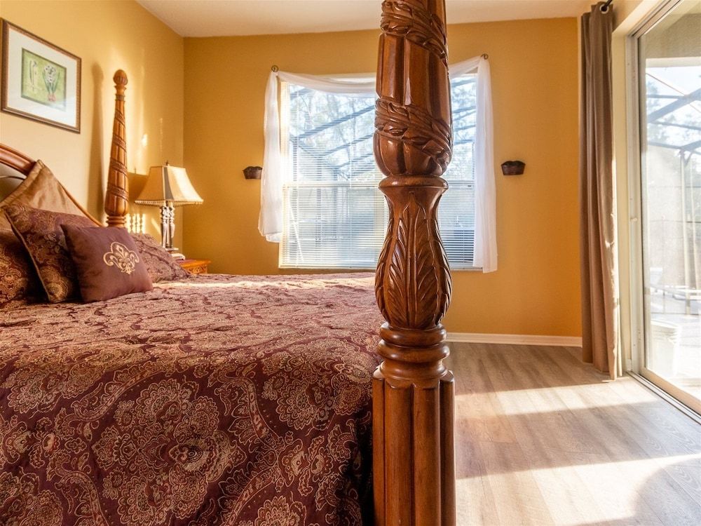 7 Bedrooms in Large Private Vacation Home by Florida Dream Homes House (7 Bedrooms in Large Private Vacation ) 23