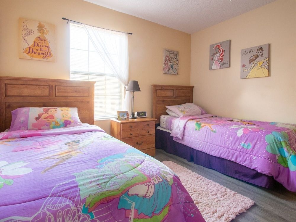 7 Bedrooms in Large Private Vacation Home by Florida Dream Homes House (7 Bedrooms in Large Private Vacation ) 13