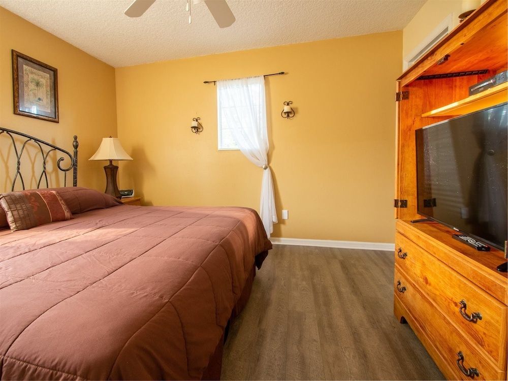 7 Bedrooms in Large Private Vacation Home by Florida Dream Homes House (7 Bedrooms in Large Private Vacation ) 12