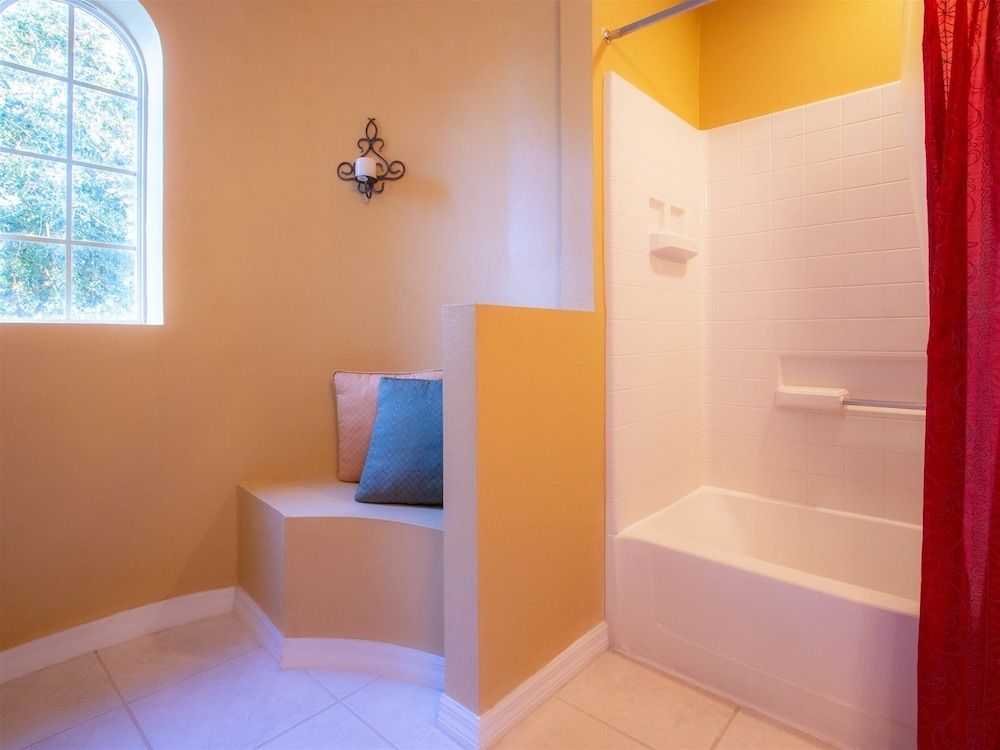 7 Bedrooms in Large Private Vacation Home by Florida Dream Homes House (7 Bedrooms in Large Private Vacation ) 17