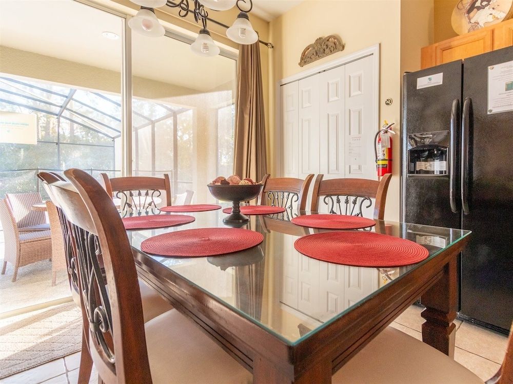 undefined 7 Bedrooms in Large Private Vacation Home by Florida Dream Homes 8