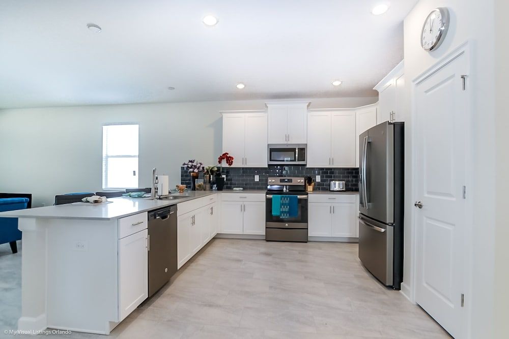 1594sand Amazing Champions Gate 8 Bedroom 5 Bath Villa (1594SAND Amazing Champions Gate 8 Bed) 34