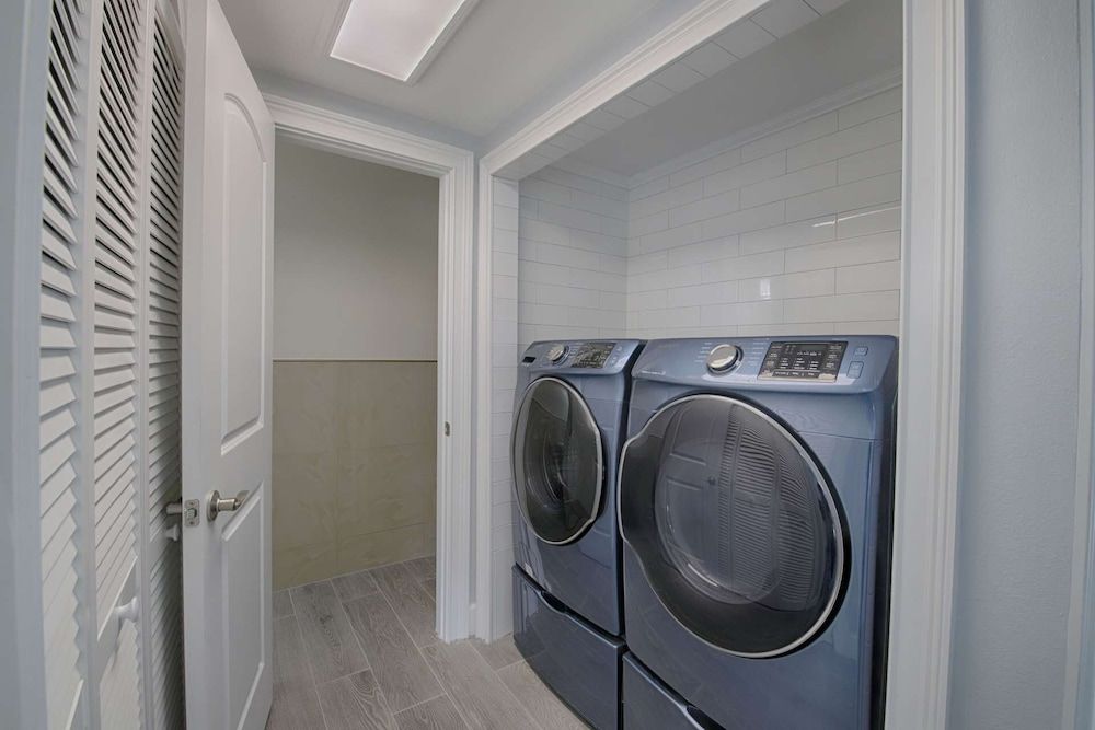 Emerald Island by PRP Apartment (2701 Emerald Island) 19