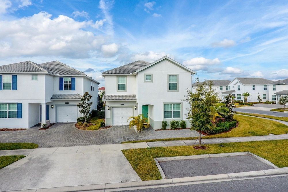 undefined 4701 SH - Storey Lake - Luxury 6 Bed Villa With Private Pool 2